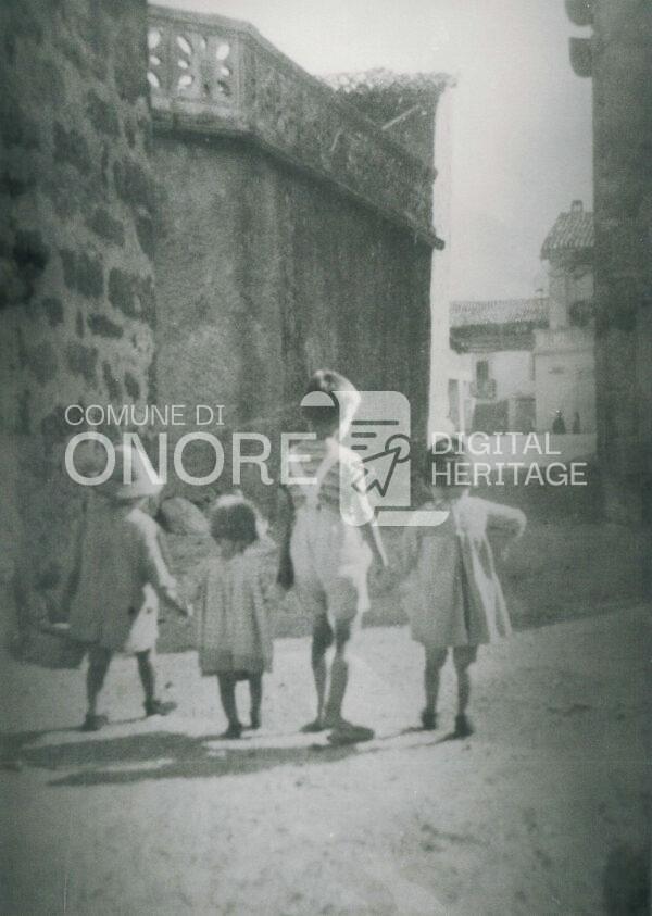 Onore, bambini