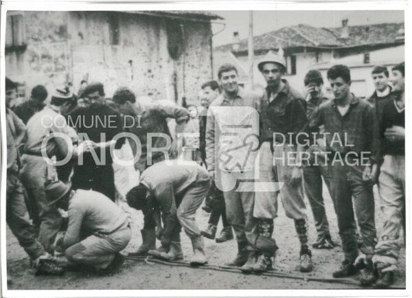 Onore, piazza Pozzo